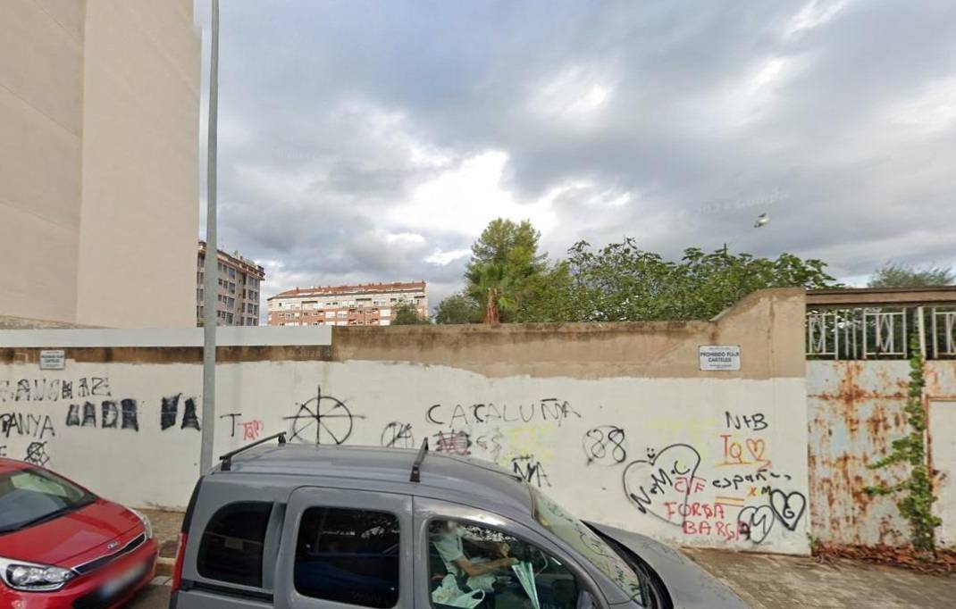 Segunda mano · Terreno urbanizable · Vila-real · Piscinas