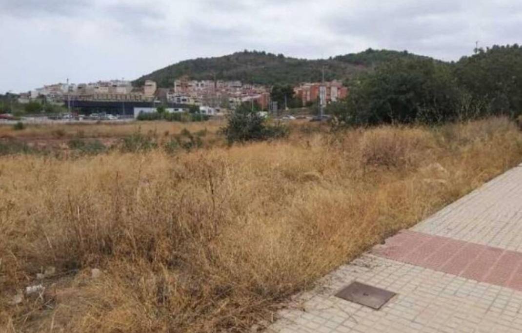 Segunda mano · Terreno urbano · La Vall d'Uixo · Comunidad valenciana