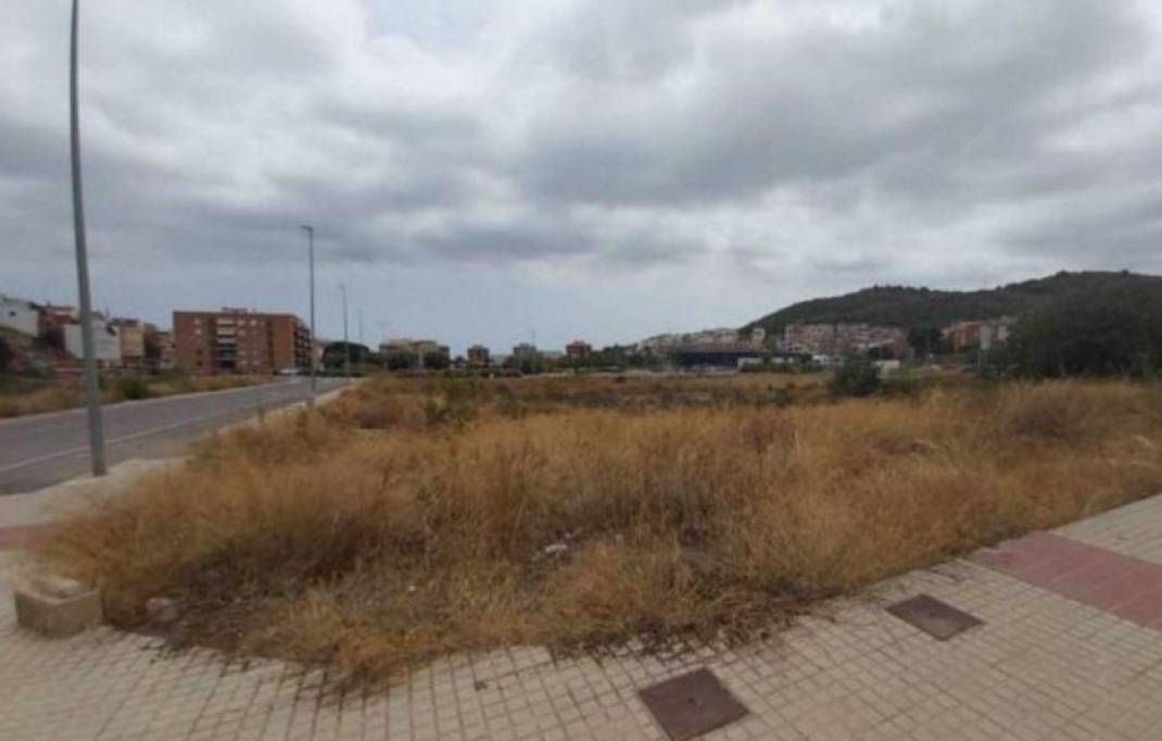 Segunda mano · Terreno urbano · La Vall d'Uixo · Comunidad valenciana