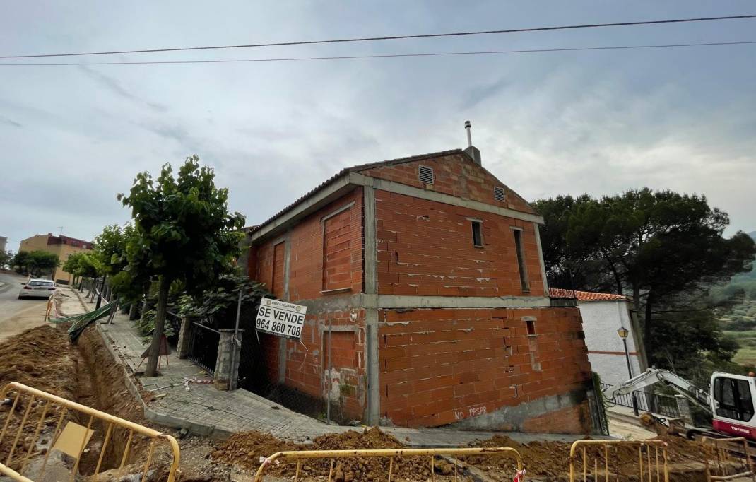 Segunda mano · Edificio · Figueroles · Comunidad valenciana