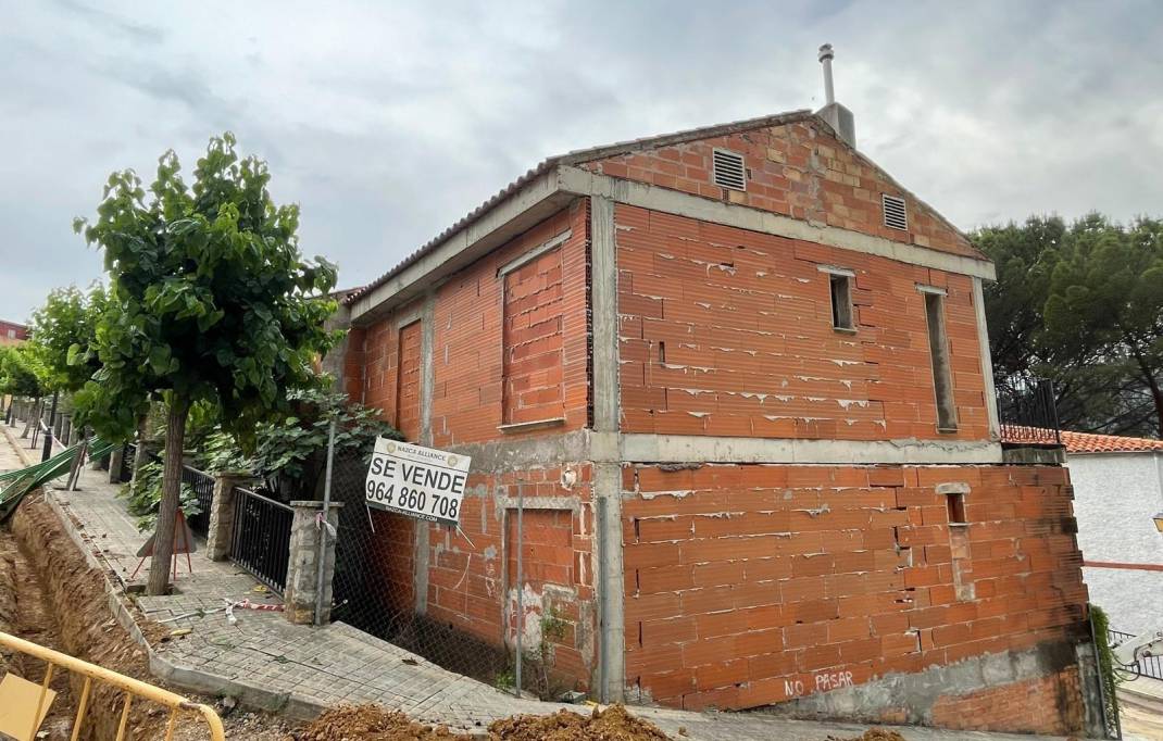 Segunda mano · Edificio · Figueroles · Comunidad valenciana