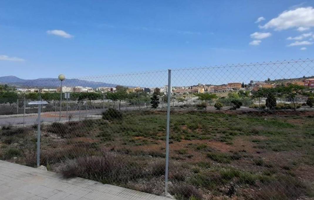 Segunda mano · Terreno urbano · Cabanes · Costa del azahar