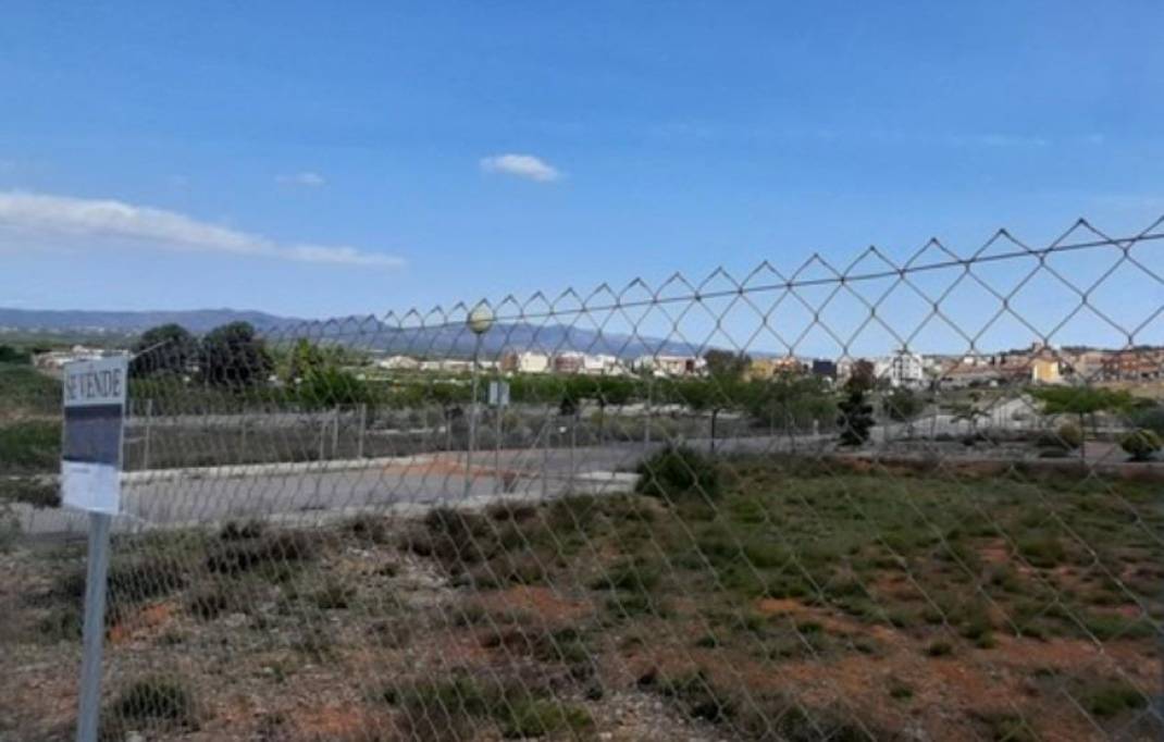 Segunda mano · Terreno urbano · Cabanes · Costa del azahar