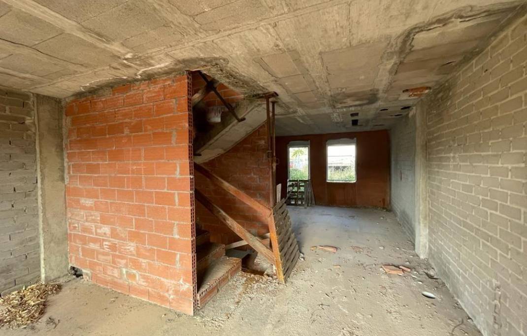 Segunda mano · Adosado · Figueroles