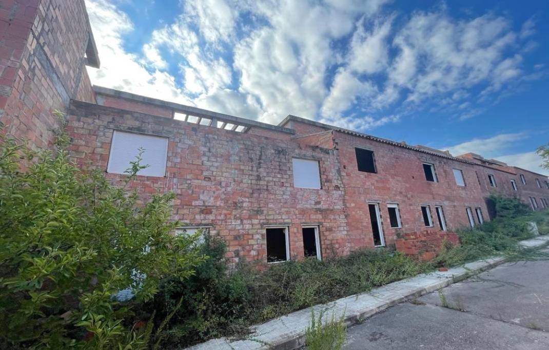 Segunda mano · Adosado · Figueroles