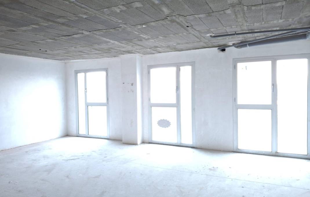 Segunda mano · Local comercial · Vila-real · Piscinas