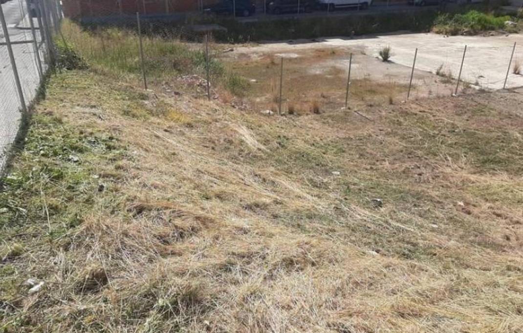 Segunda mano · Terreno urbano · Almenara · Costa del azahar