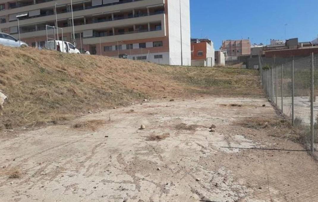 Segunda mano · Terreno urbano · Almenara · Costa del azahar