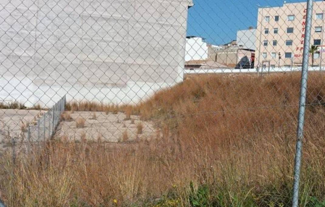 Segunda mano · Terreno urbano · Almenara · Costa del azahar