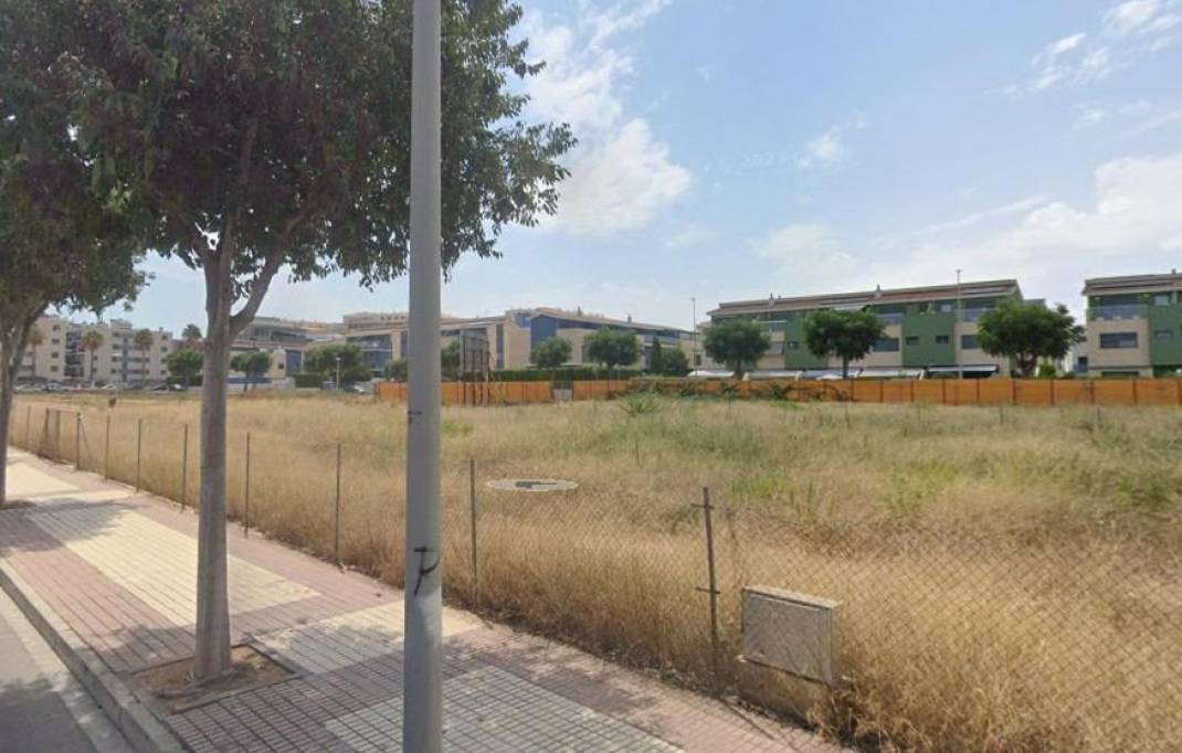 Resale · Terreno urbano · Castellon - Castello de la Plana · Zona Pau Lledó