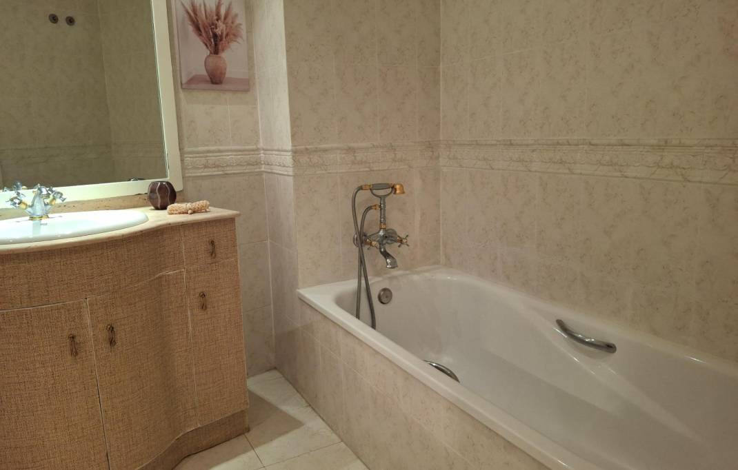 Resale · Piso · Castellon - Castello de la Plana · Avenida del Mar