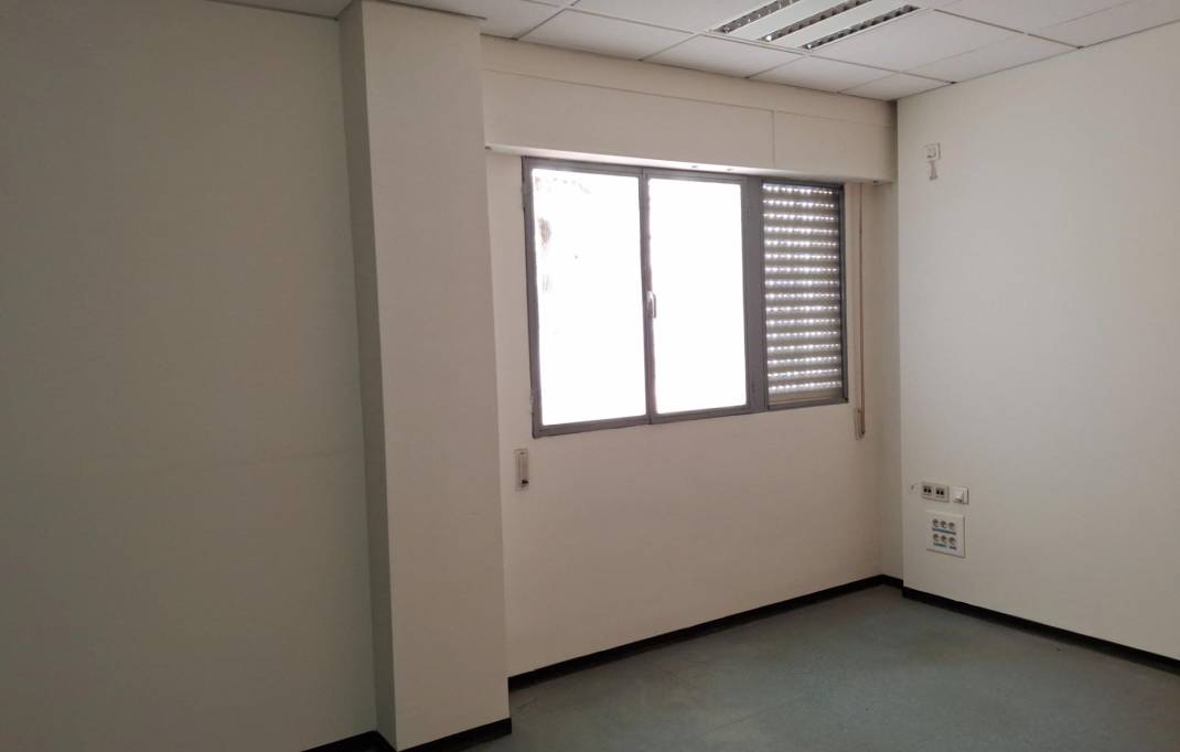 Resale · Local comercial · Castellon - Castello de la Plana · AVENIDA VALENCIA SUR