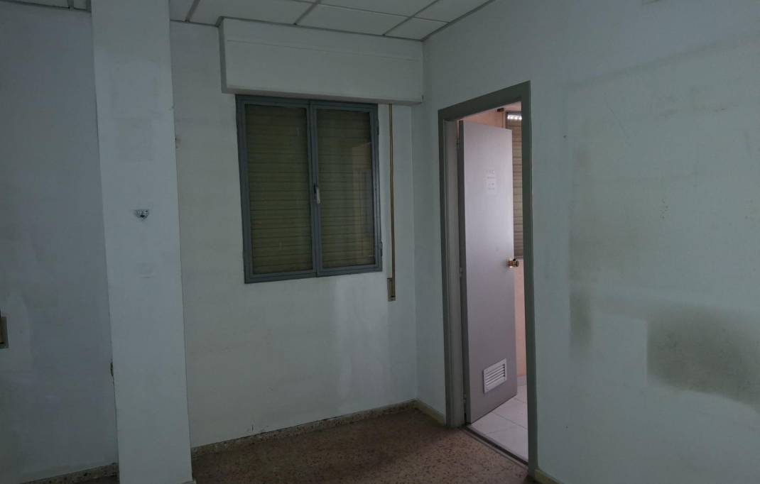 Resale · Local comercial · Castellon - Castello de la Plana · AVENIDA VALENCIA SUR