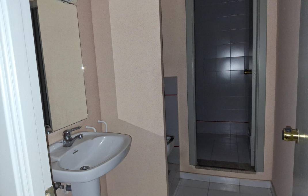 Resale · Local comercial · Castellon - Castello de la Plana · AVENIDA VALENCIA SUR