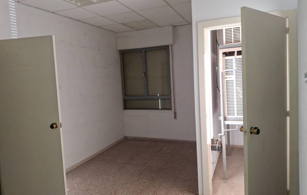 Resale · Local comercial · Castellon - Castello de la Plana · AVENIDA VALENCIA SUR