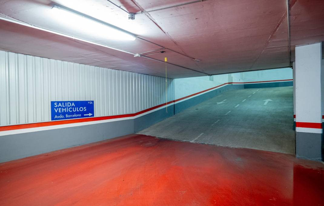 Segunda mano · Parking · Castellon - Castello de la Plana · CENTRO