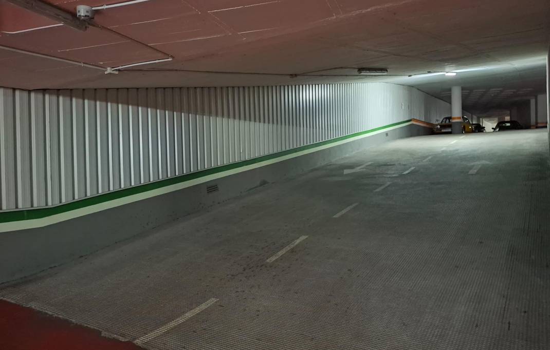 Segunda mano · Parking · Castellon - Castello de la Plana · CENTRO