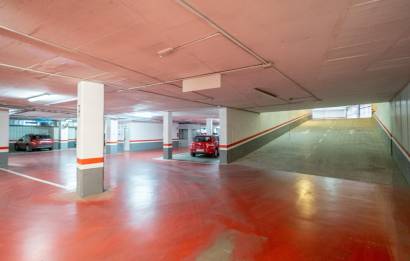 Segunda mano · Parking · Castellon - Castello de la Plana · CENTRO