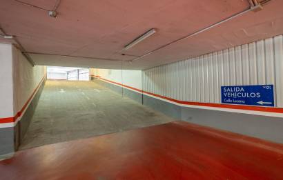Segunda mano · Parking · Castellon - Castello de la Plana · CENTRO