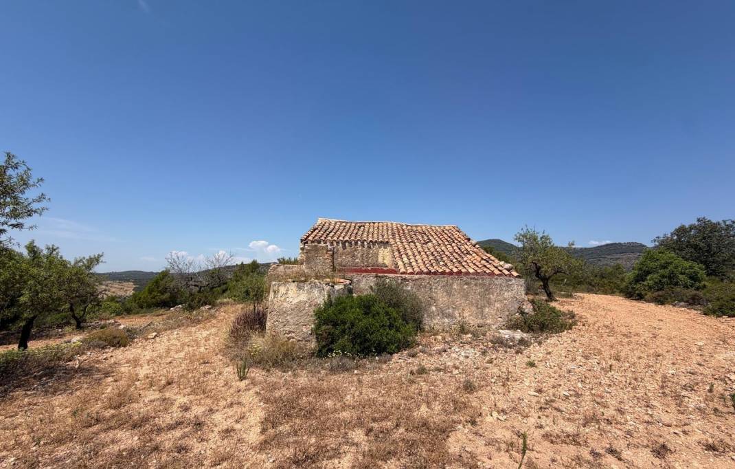 Segunda mano · Terreno rural · Sierra Engarceran · Comunidad valenciana