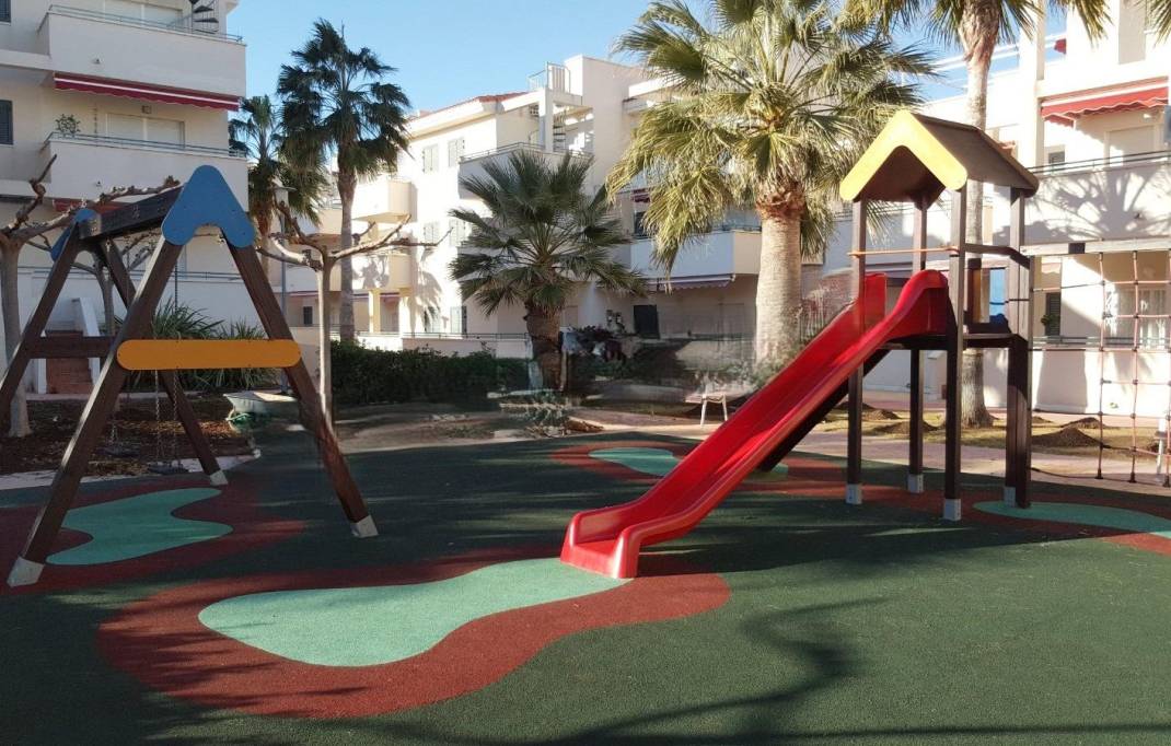 Segunda mano · Apartamento · Alcoceber · Urbanizacion tres playas