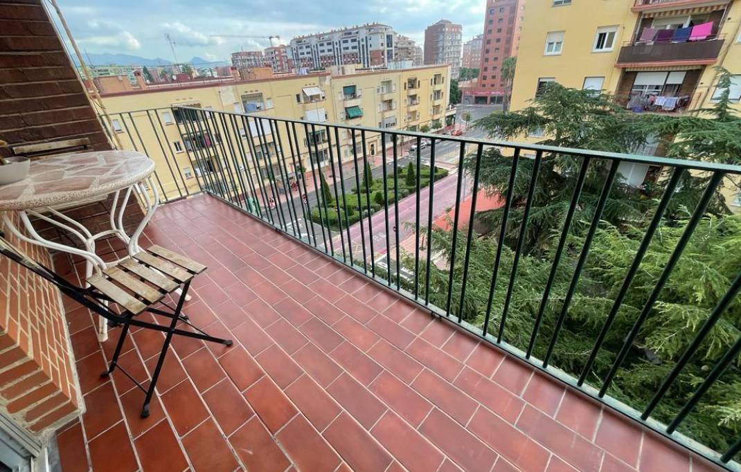 Revente · Piso · Castellon - Castello de la Plana · ESTE