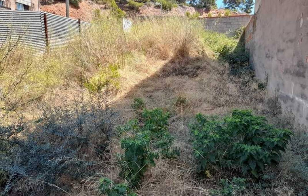 Segunda mano · Terreno urbano · Almenara · Almenara  Zona de - Almenara